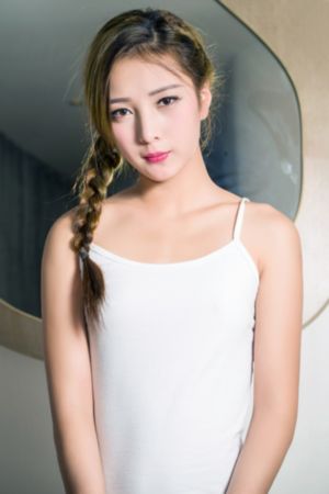 大胸女友hd在线播放_720免费在线观看
