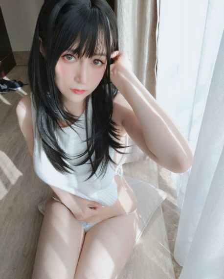 东西向洞3_1080P免费在线播放